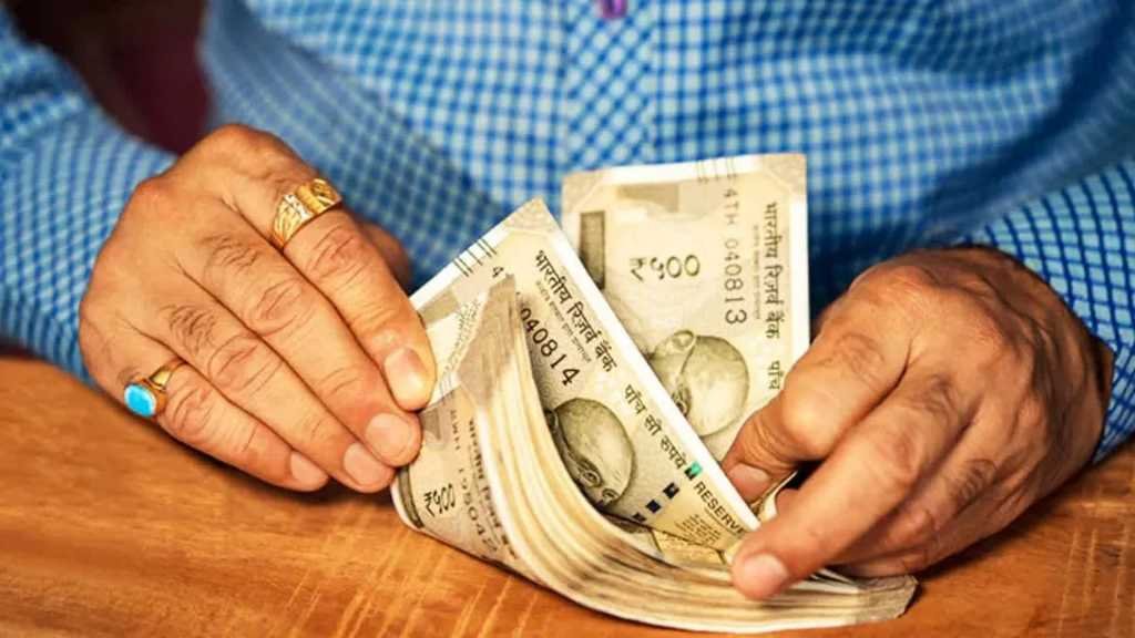 Pension Update: गणेश चतुर्थी पर आ गई खुशखबरी, पेंशन को लेकर सरकार ने कर दिया ये बड़ा ऐलान, इलाज के लिए पैसे की टेंशन भी हुई दूर