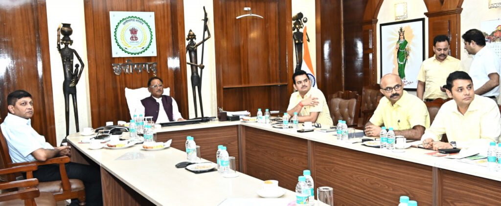 मुख्यमंत्री विष्णु देव साय ने की राज्योत्सव 2024 की तैयारियों की समीक्षा