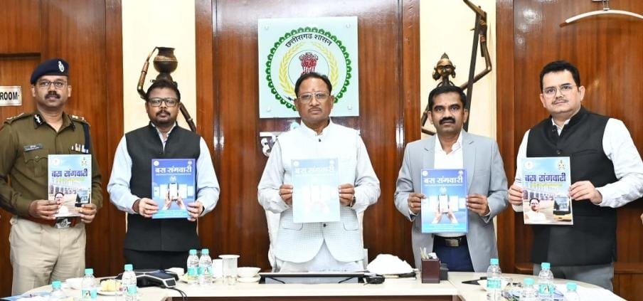 सड़क दुर्घटनाओं को रोकने सड़क सुरक्षा और यातायात नियमों का कड़ाई से हो पालन: मुख्यमंत्री विष्णु देव साय