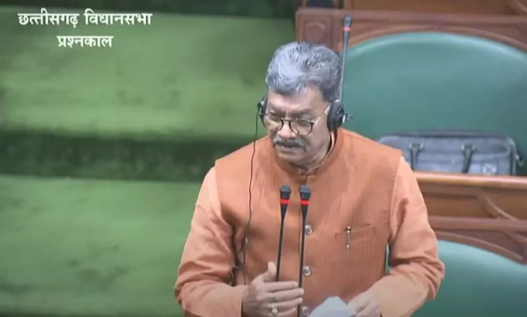 CG विधानसभा: नेता प्रतिपक्ष के सवालों का मंत्री देवांगन ने दिया जवाब