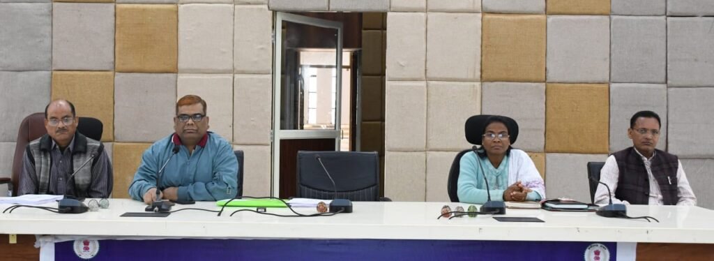 स्थानीय निकायों के निर्वाचन हेतु मास्टर ट्रेनर्स को दिया गया प्रशिक्षण