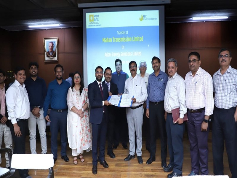आरईसी ने अदानी एनर्जी सॉल्यूशंस लिमिटेड को सौंपा ट्रांसमिशन एसपीव्ही