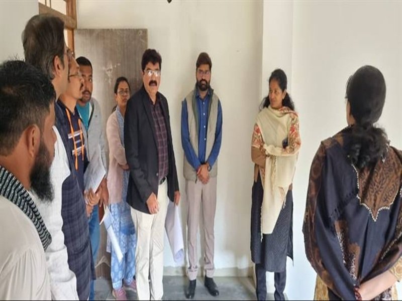 निर्माणाधीन संयुक्त जिला कार्यालय भवन का कलेक्टर ने स्थल निरीक्षण कर प्रगति का लिया जायजा