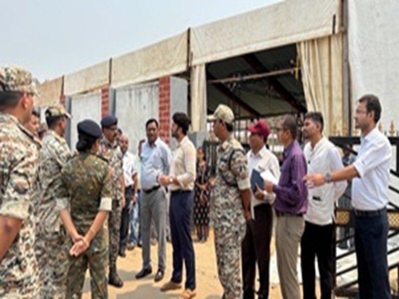 पीएम आवास योजना में लापरवाही करने वाले कई आवास मित्रों की सेवाएं की गई समाप्त