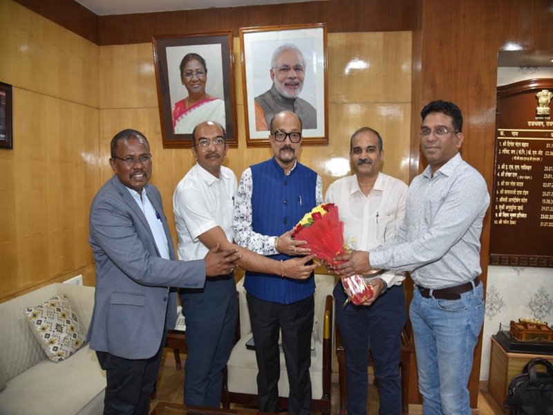 राज्यपाल डेका से आईएमए की नई कार्यकारिणी के सदस्यों ने सौजन्य भेंट की