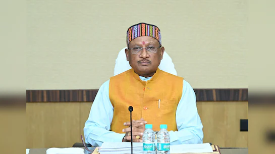 मुख्यमंत्री विष्णुदेव साय के निर्देश पर मृत बालक दिव्यांश के परिवारजनों को तत्काल 4 लाख रूपये की मिली आर्थिक सहायता