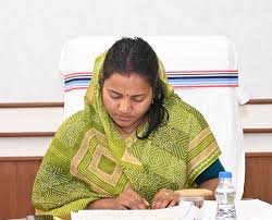 महिला एवं बाल विकास मंत्री श्रीमती लक्ष्मी राजवाड़े ने किया निरीक्षण