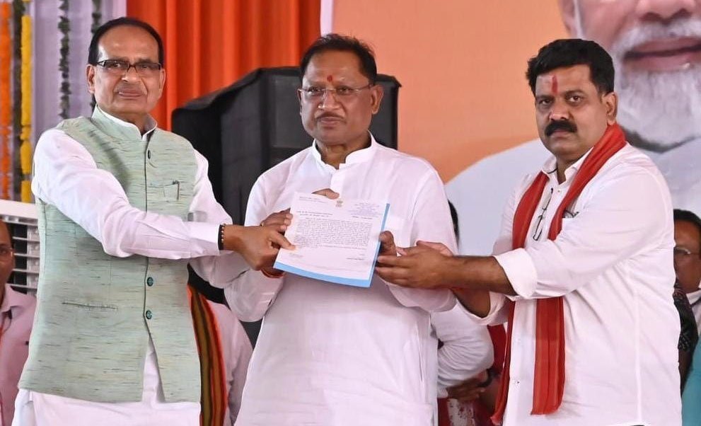 अब कोई गरीब कच्चे मकान में नहीं रहेगा, सबके बनेंगे पक्के मकान : केंद्रीय मंत्री चौहान