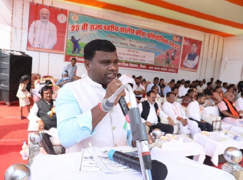 विधायक श्री नेताम ने खेल भावना से उत्कृष्ट प्रदर्शन करने की अपील की