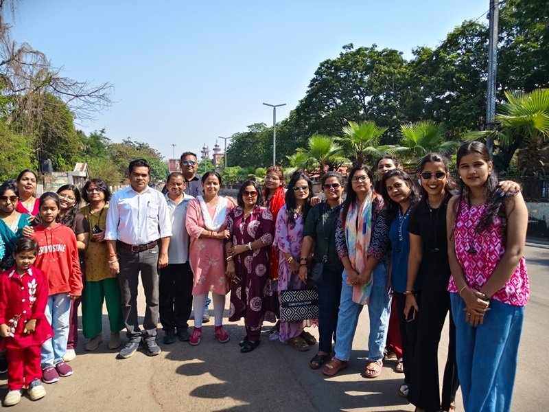 सतरेंगा में जुटेंगी महिला पत्रकार, प्रकृति के बीच संवाद और सीख का संगम,महिला पत्रकार दल सतरेंगा रवाना…