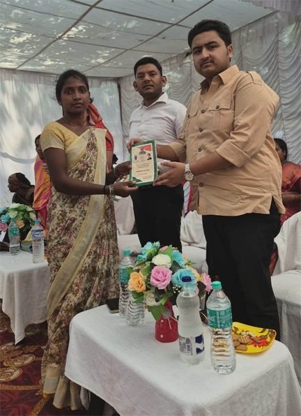 कस्तूरा में आयोजित जिला स्तरीय जनसमस्या निवारण शिविर में हितग्राहियों को मिला योजनाओं का लाभ