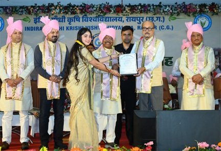’इकोनॉमी के विकास के लिए वैल्यू एडिशन आधारित उत्पादन करना होगा -राज्यपाल डेका’