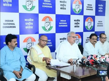 मोदी देश के लिए घातक – भूपेश बघेल