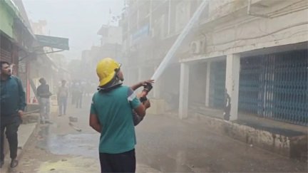 रायपुर: सेंट्रल बैंक जोनल कार्यालय में आग का कहर, महत्वपूर्ण फाइलें जलकर खाक