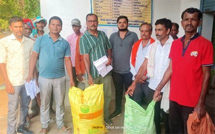 पर्याप्त खाद उपलब्ध, भंडारण और वितरण पिछले वर्ष की तुलना में तेज