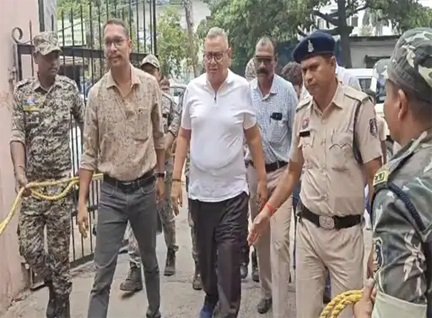 रामगोपाल का 800 करोड़ फंड कनेक्शन