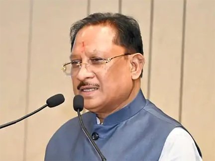 लोकतंत्र सेनानियों के सम्मान में जुटे नेता