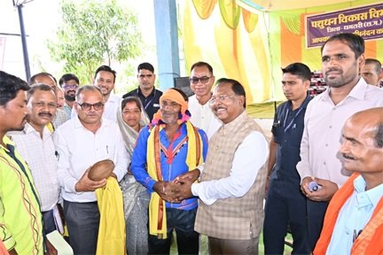 कृत्रिम गर्भाधान से पशुधन विकास की मिसाल बना ग्राम पुरी