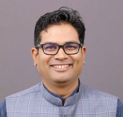 उद्योगों के वृक्षारोपण कार्यक्रमों की समीक्षा करेंगे आवास एवं पर्यावरण मंत्री ओ.पी. चौधरी