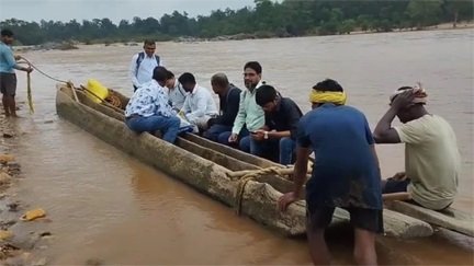 ‘डर लग रहा है सर…’, फिर भी ड्यूटी पर डटे 24 शिक्षक