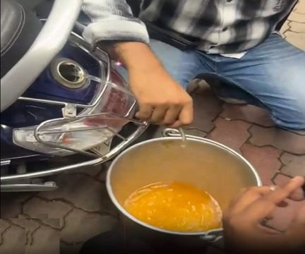 जय जवान पेट्रोल पंप पर मिलावटी पेट्रोल का आरोप