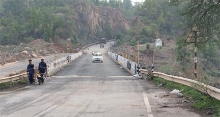 बड़ी राहत : आवाजाही के लिए खुला तान नदी ब्रिज