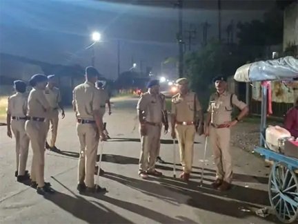 स्वतंत्रता दिवस से पहले पुलिस का सघन अभियान, 300 लोग जांचे गए