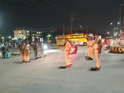 रायपुर में हाई अलर्ट, शहरभर में 800 जवान तैनात