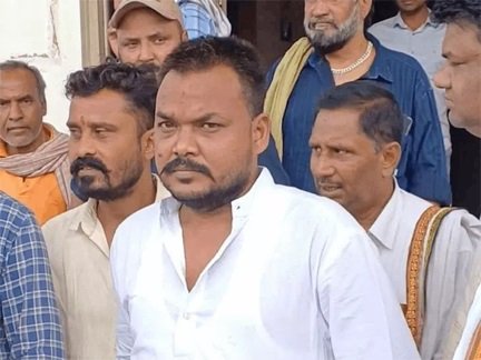 जोन कमिश्नर से विवाद पड़ा भारी, पार्षद पर केस दर्ज