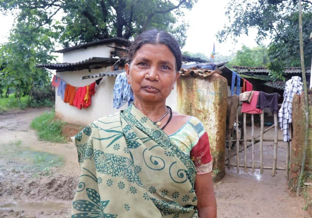 महतारी वंदन योजना से मिल रही आर्थिक मजबूती और आत्मविश्वास