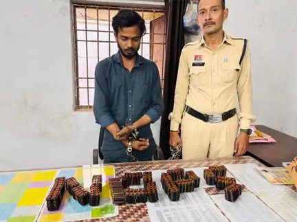 नशे की 2100 गोलियों के साथ युवक गिरफ्तार